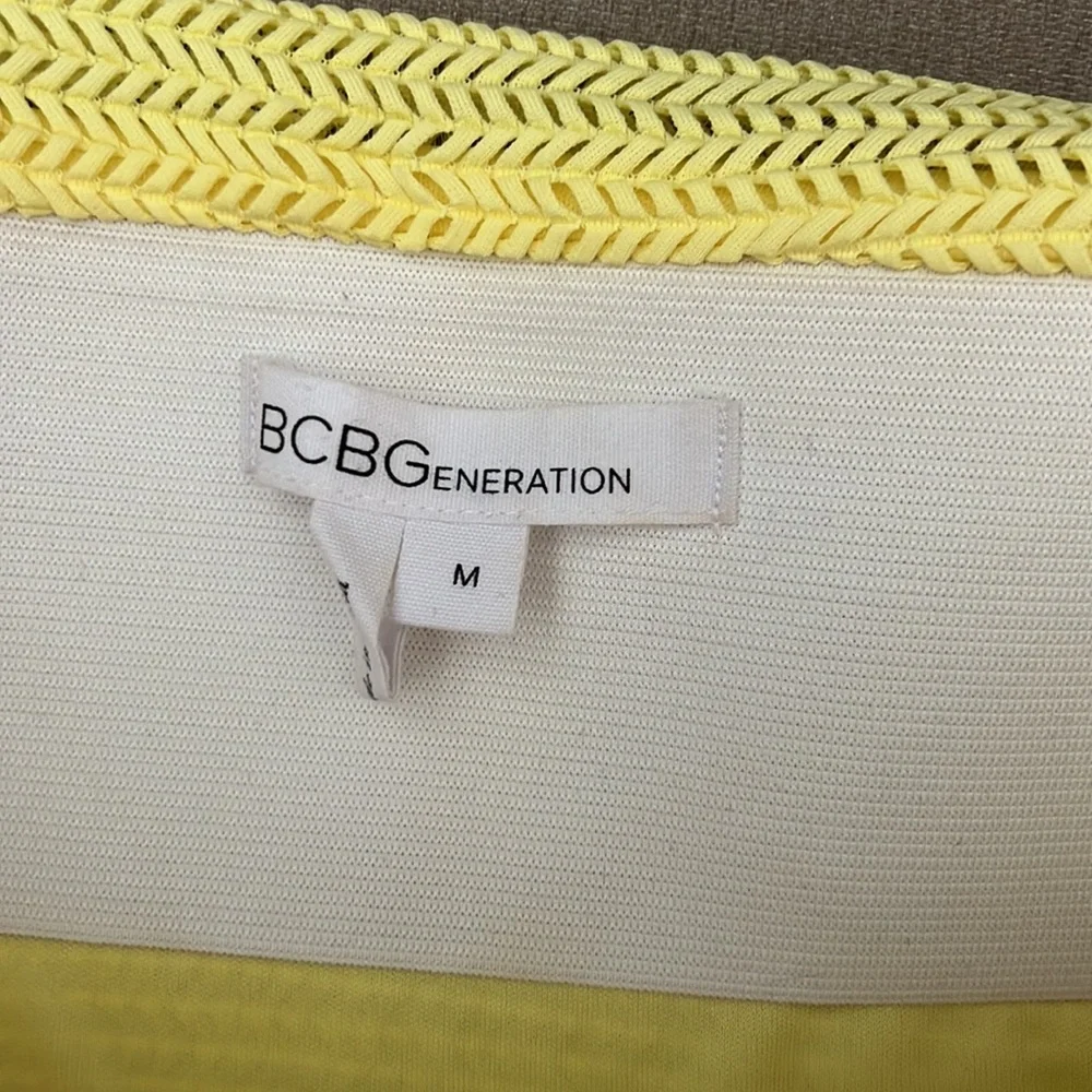 BCBGeneration Textured Mini Skirt - Picture 2 of 8